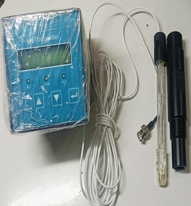 pH Meter — Digital Transmitter with Electrode — image 1